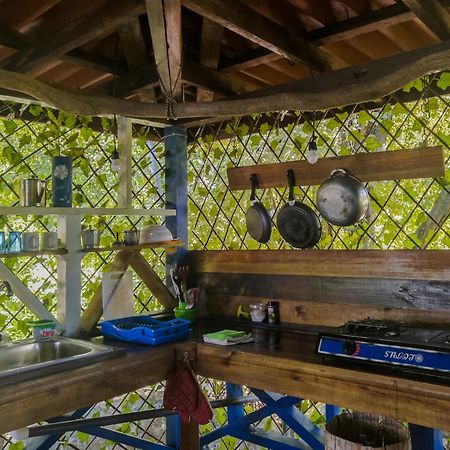 Mosana Reef Garden B&B Bocas Town Exterior photo